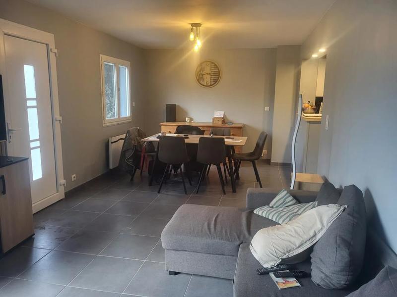 Maison - 79 m² - 6 pièces