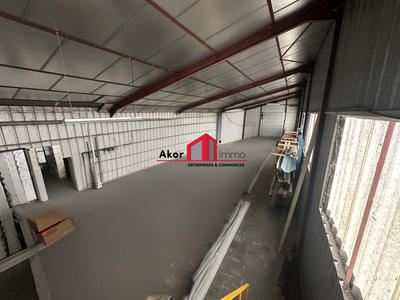 Local d'activités - 435 m² - 3 pièces