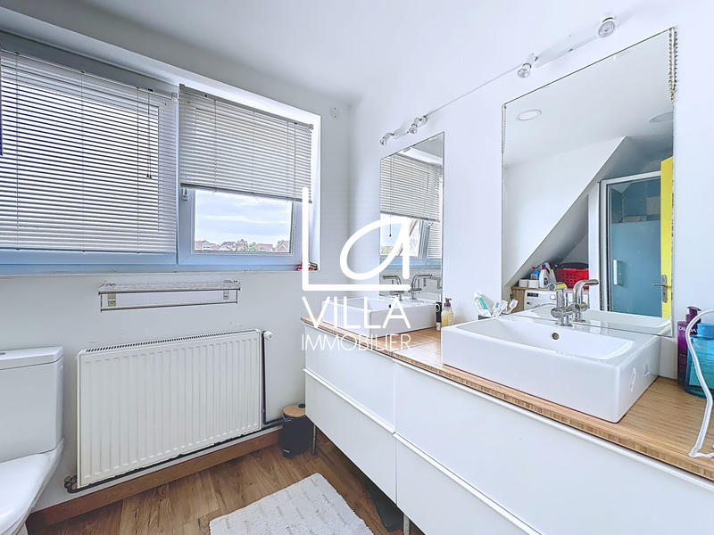 Maison - 91 m² - 4 pièces