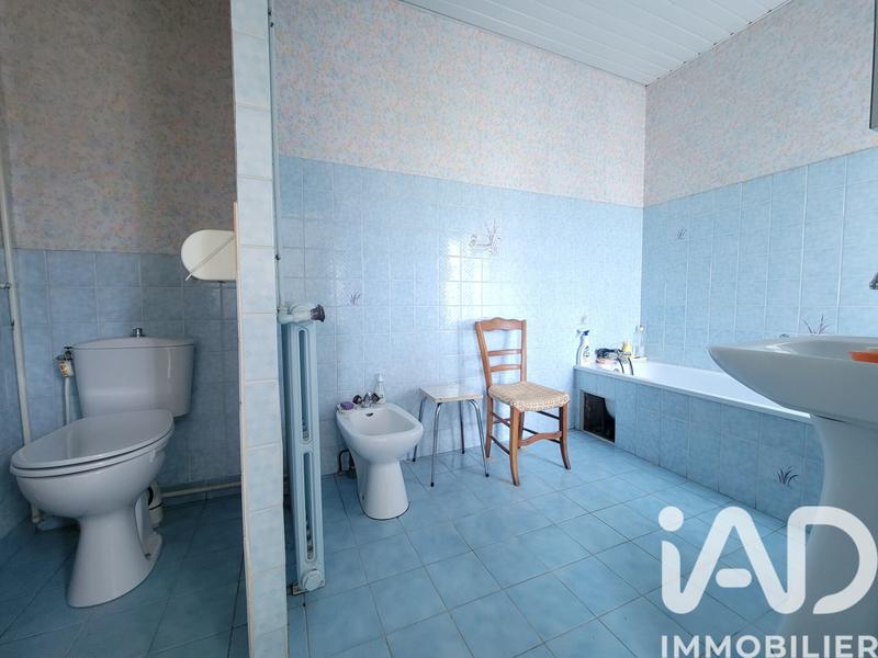 Maison - 99 m² - 5 pièces