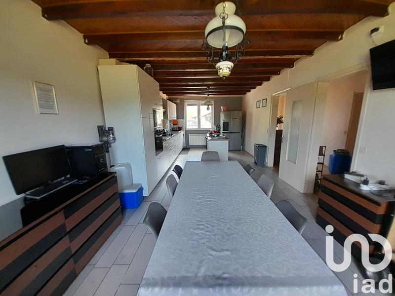 Maison - 202 m² - 7 pièces