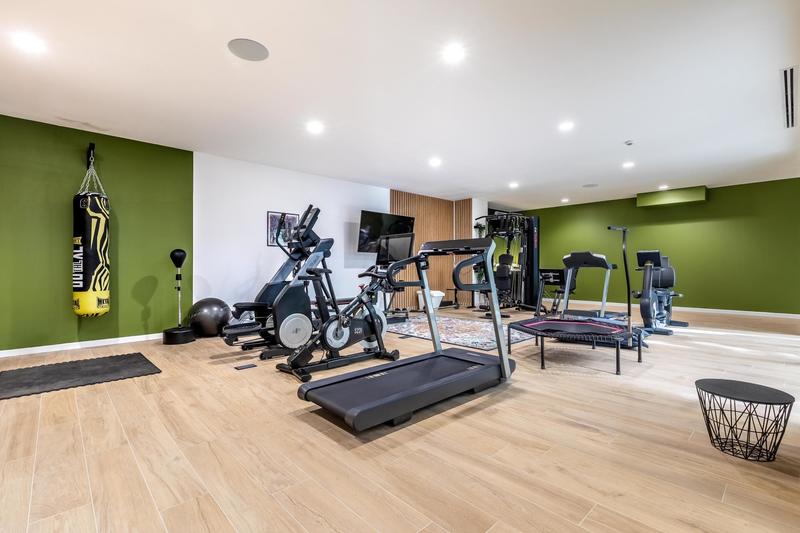 Villa - 1 300 m² - 10 pièces