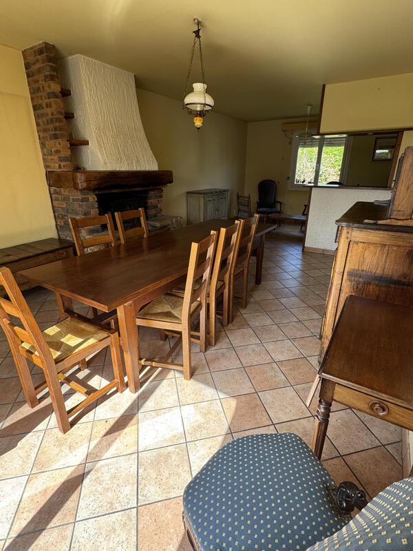 Maison - 95 m² - 5 pièces