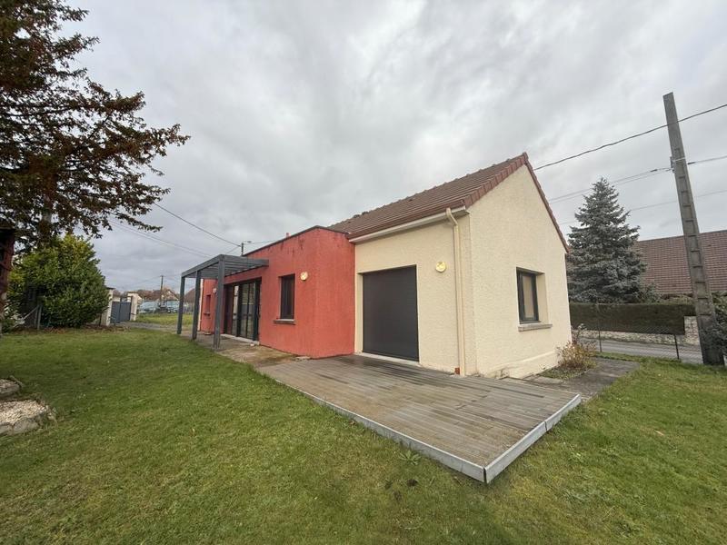 Maison - 90 m² - 4 pièces