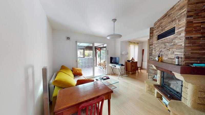 Maison - 91 m² - 5 pièces