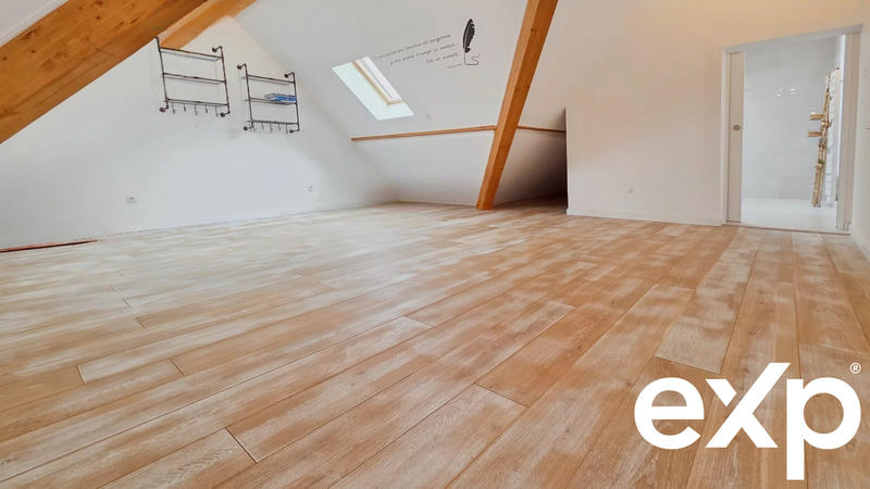 Loft - 169 m² - 4 pièces