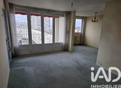Appartement - 95 m² - 5 pièces