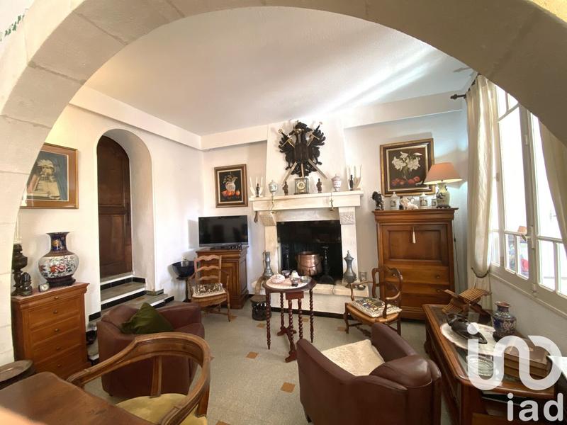 Maison - 212 m² - 8 pièces