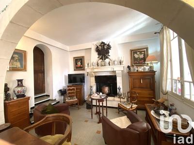 Maison - 212 m² - 8 pièces