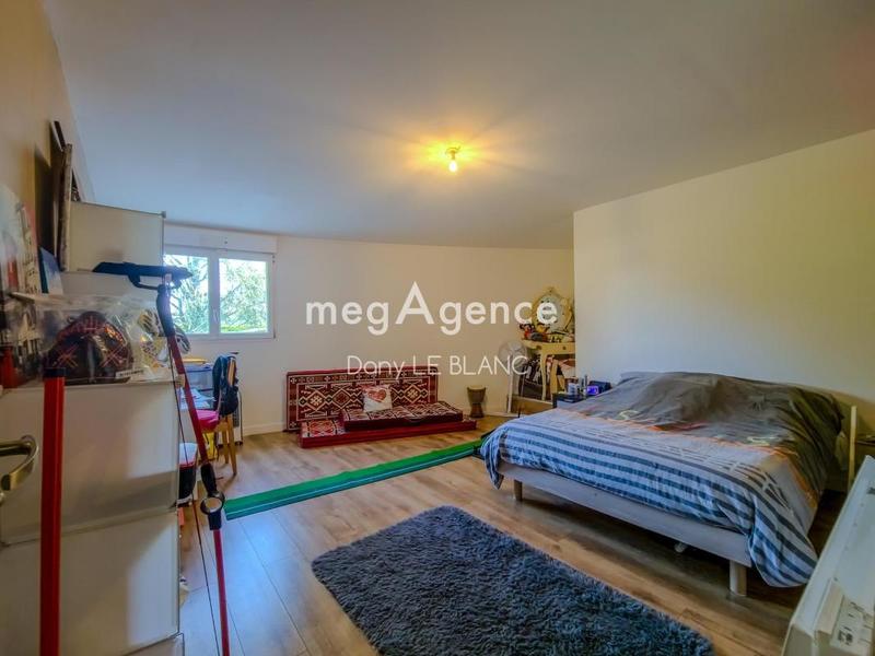 Appartement - 150 m² - 5 pièces