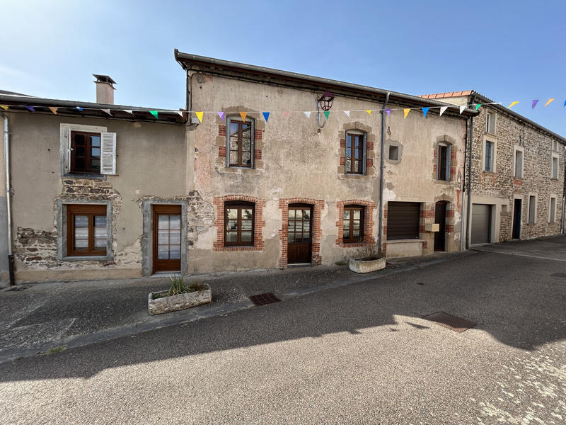 Maison - 210 m² - 8 pièces