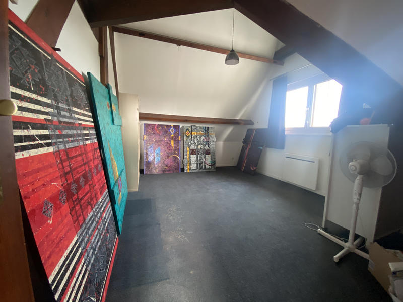 Maison - 240 m² - 7 pièces