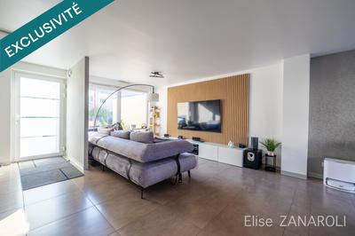 Maison - 108 m² - 4 pièces