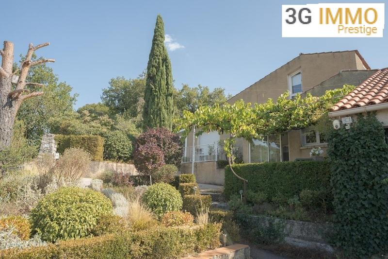 Maison - 152 m² - 8 pièces