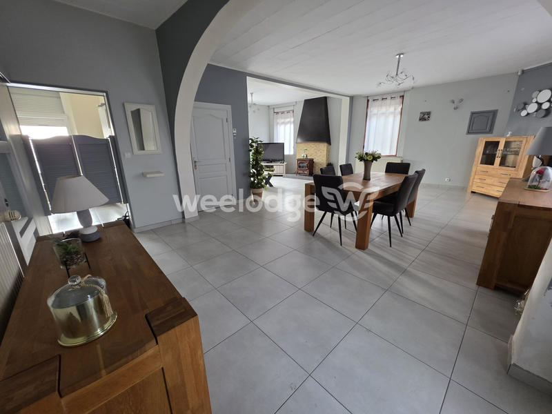 Maison - 163 m² - 6 pièces