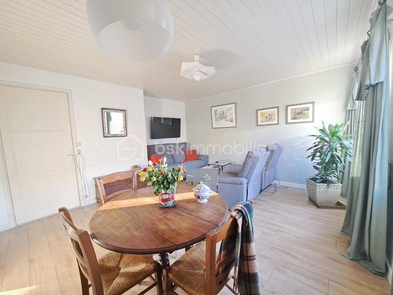 Maison de ville - 76 m² - 4 pièces