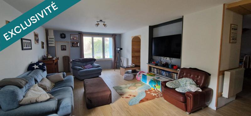 Maison - 230 m² - 6 pièces