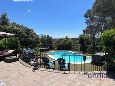 Maison - 146 m² - 6 pièces