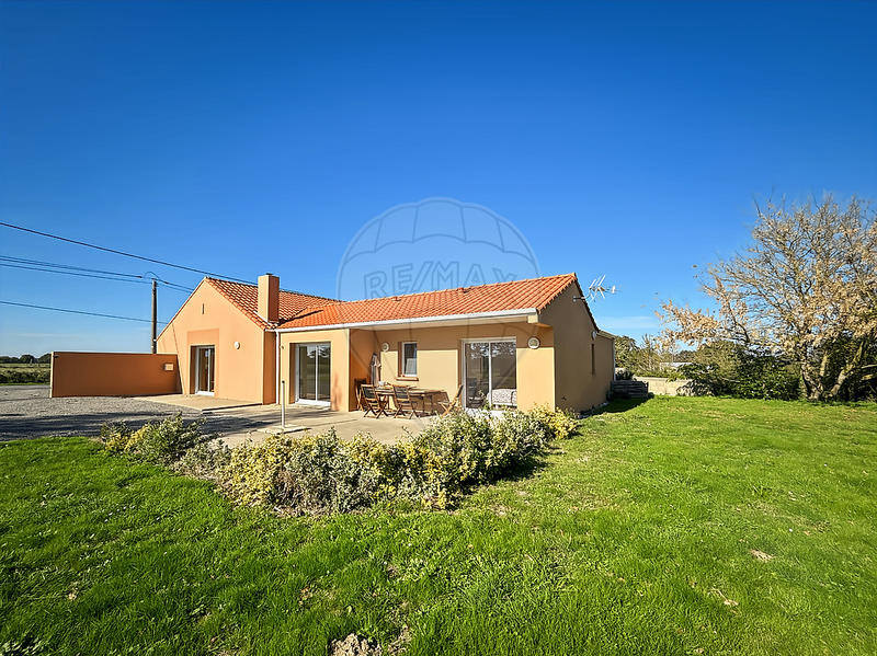 Maison - 190 m² - 8 pièces