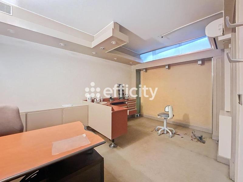 Bureau - 94 m² - 5 pièces