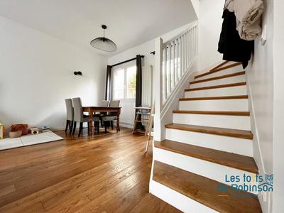 Maison de ville - 79 m² - 4 pièces