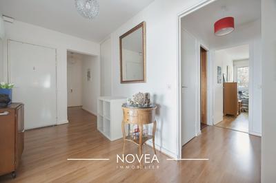 Appartement - 136 m² - 5 pièces