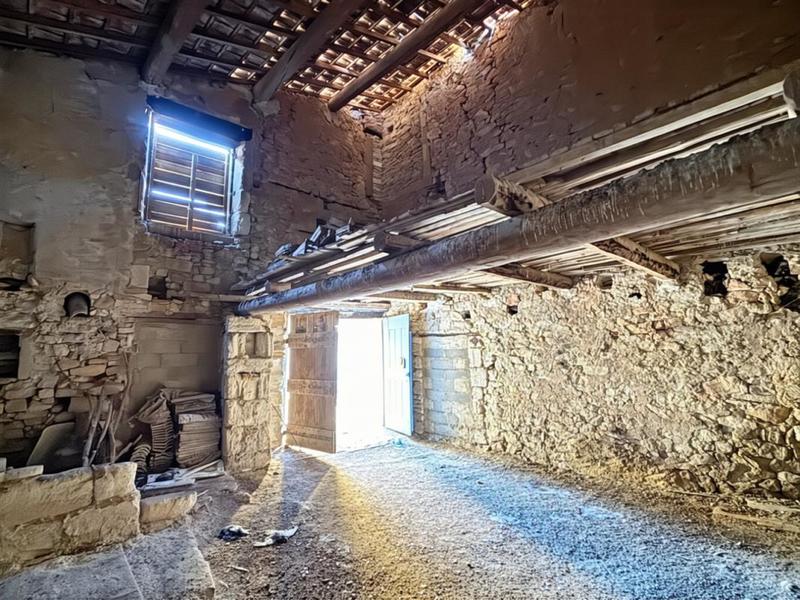 Maison - 250 m² - 7 pièces