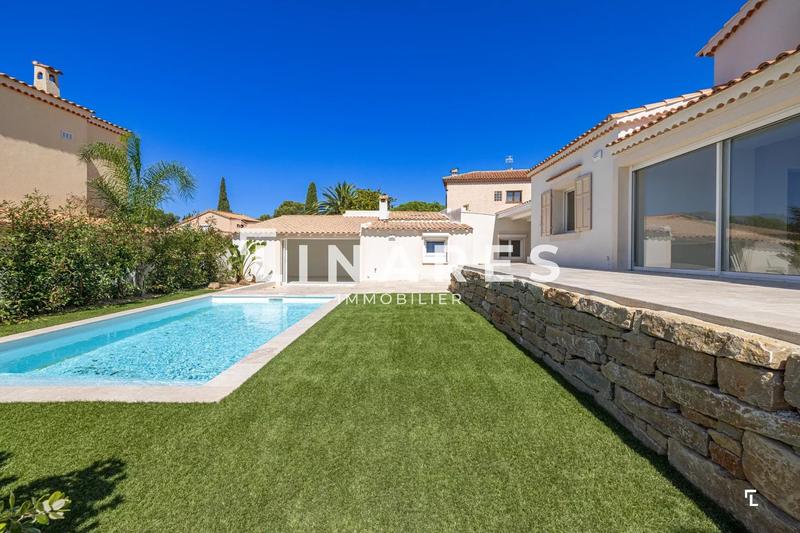 Maison - 196 m² - 6 pièces