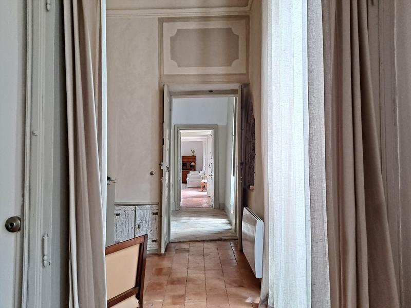 Maison - 247 m² - 6 pièces