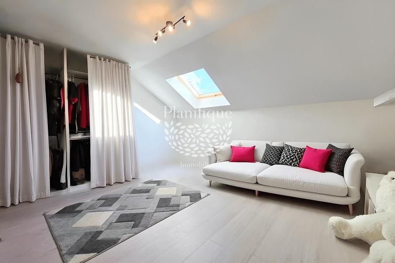 Duplex - 98 m² - 4 pièces