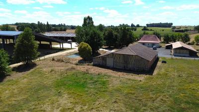 Maison de domaine équestre - 90 m² - 4 pièces