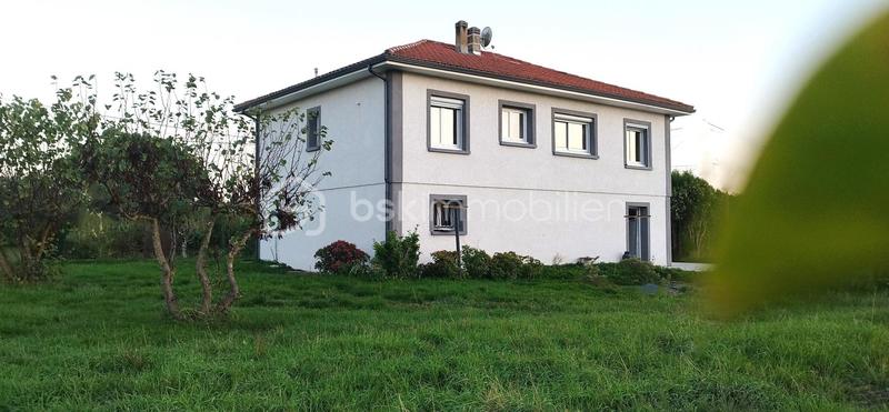 Maison - 73 m² - 3 pièces