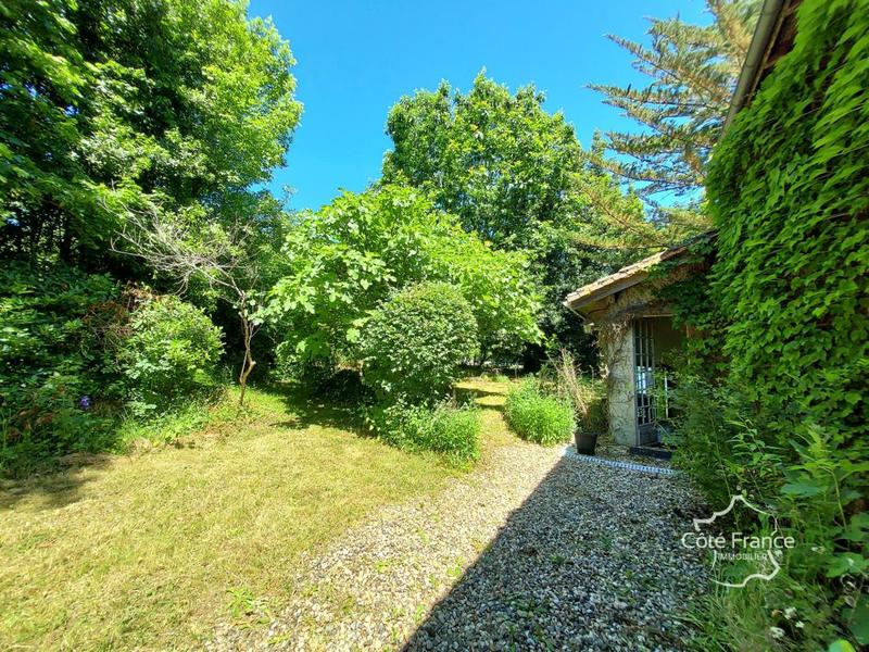 Maison de village - 135 m² - 7 pièces