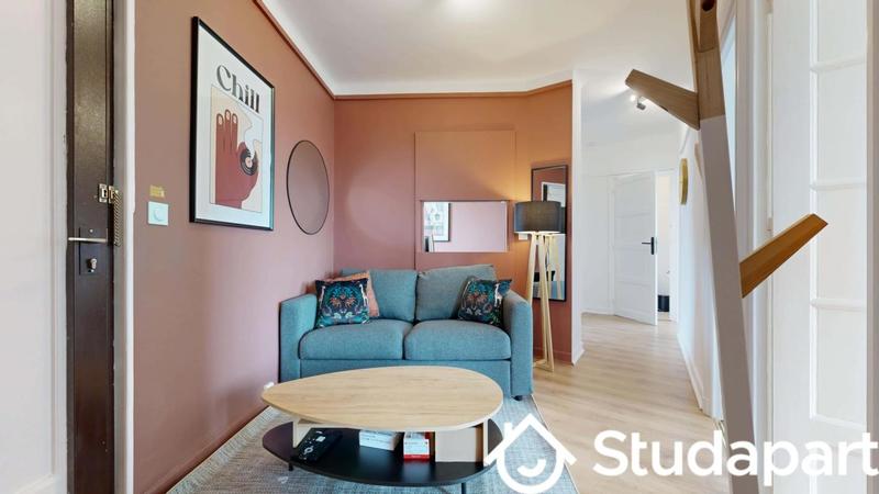 Chambre - 14 m² - 1 pièce