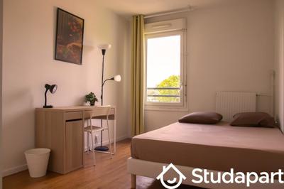 Chambre - 12 m² - 1 pièce