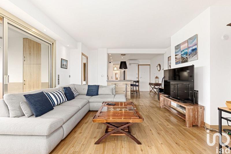 Appartement - 90 m² - 4 pièces