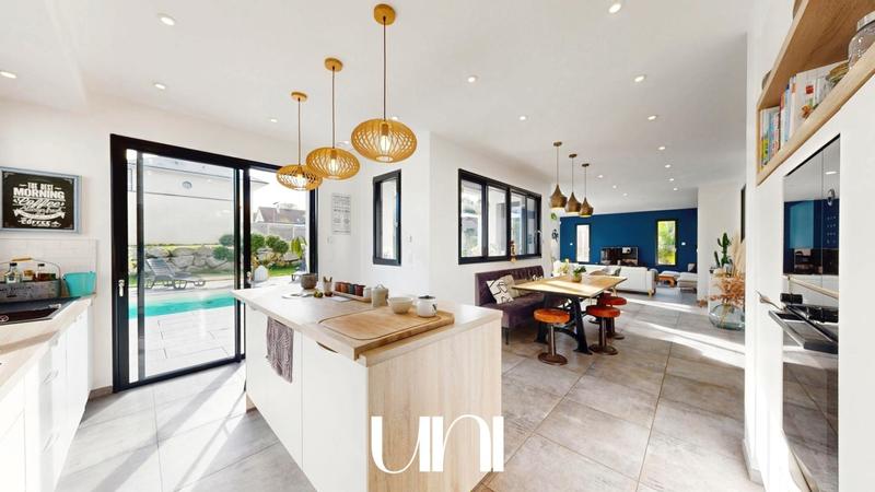 Maison - 185 m² - 6 pièces