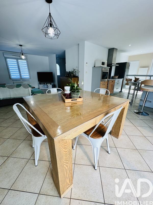 Maison - 115 m² - 6 pièces