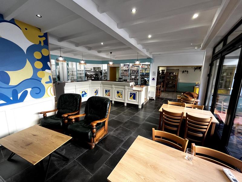 Local commercial - 100 m² - 1 pièce