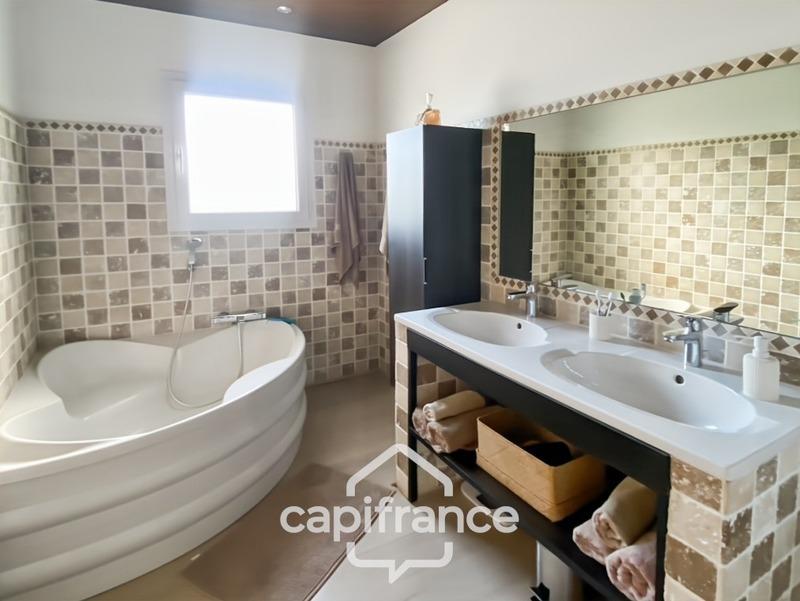 Maison - 143 m² - 4 pièces