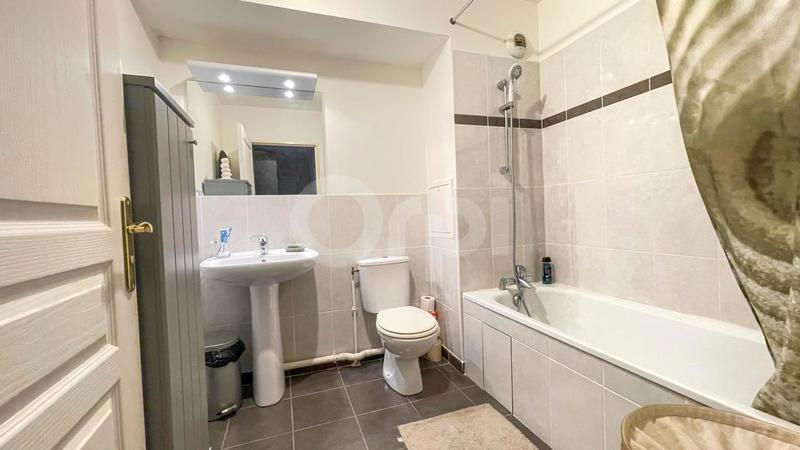 Studio - 32 m² - 1 pièce