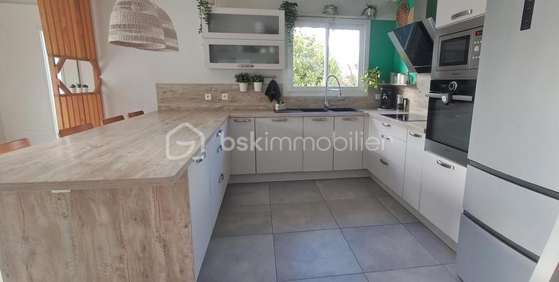 Maison - 94 m² - 4 pièces