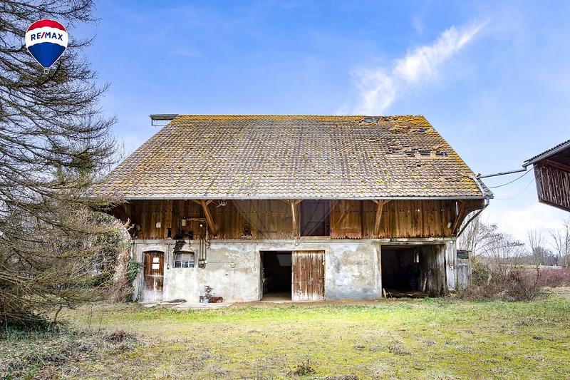 Maison - 222 m² - 7 pièces