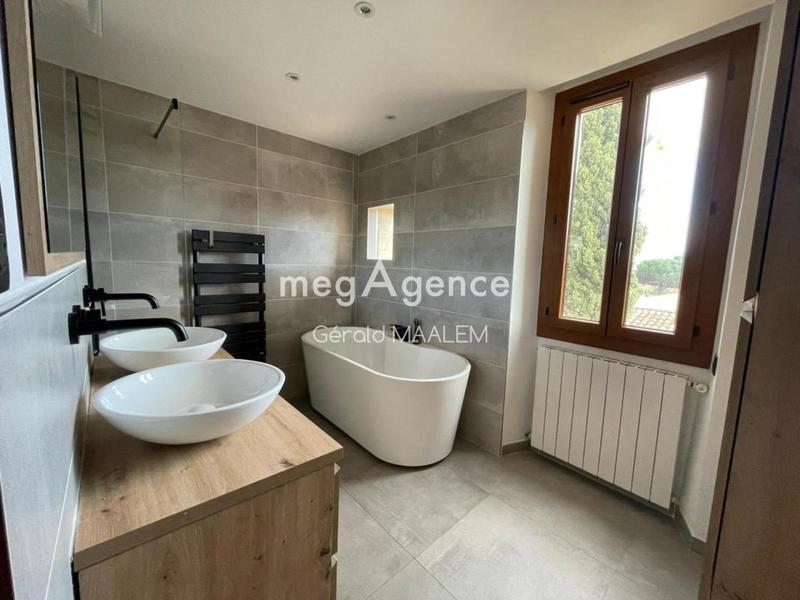 Maison de village - 145 m² - 5 pièces