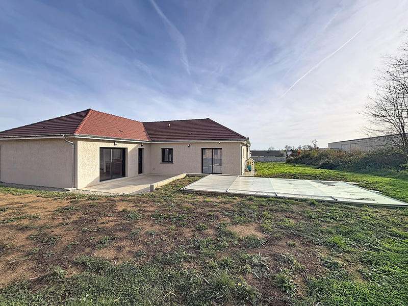 Maison - 120 m² - 5 pièces