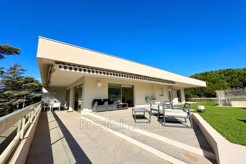 Appartement - 95 m² - 3 pièces