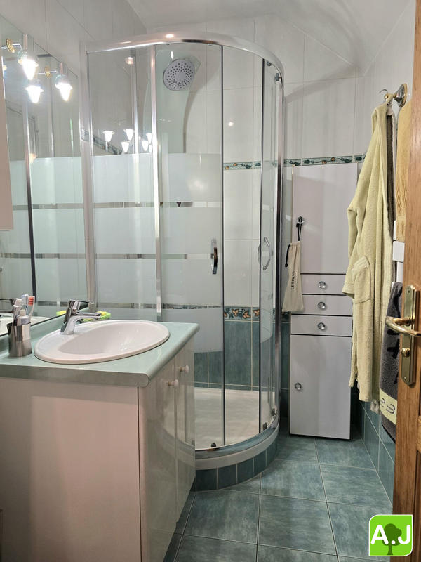 Maison - 137 m² - 5 pièces