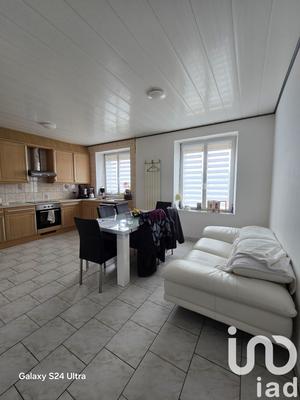 Maison - 95 m² - 5 pièces