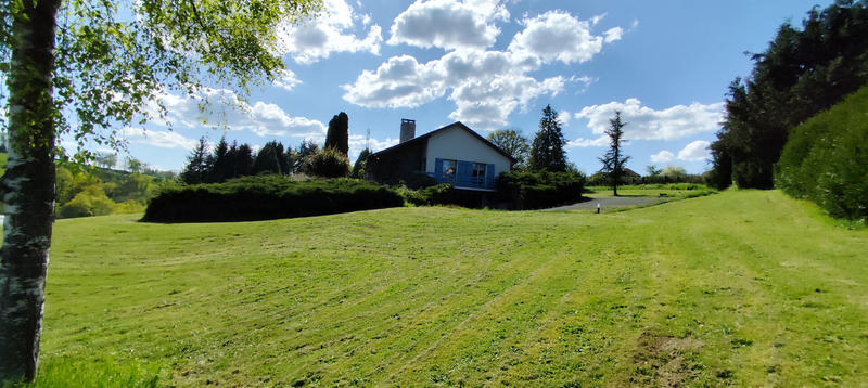 Maison - 230 m² - 7 pièces