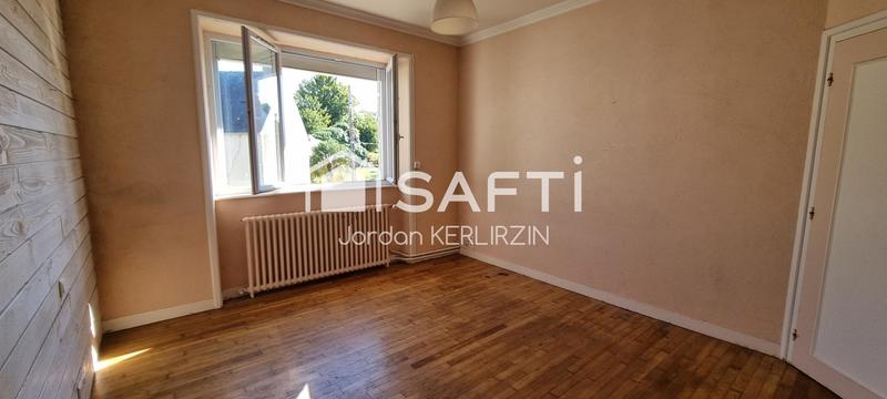 Maison - 237 m² - 8 pièces